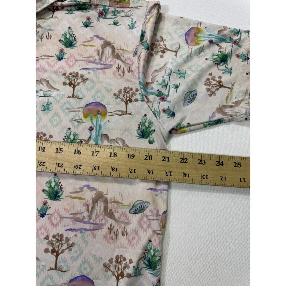 Lofty Llama Mens Small Mushroom Trippy Golf Polo UFO Desert Cactus Alien Shirt
